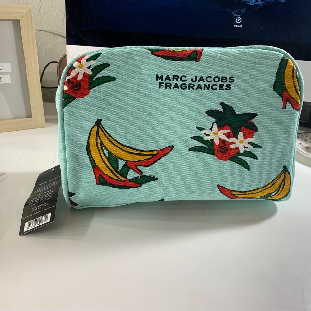 Marc jacob makeup travel bag